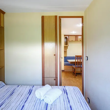 B1 Kompleks wypoczynkowy *